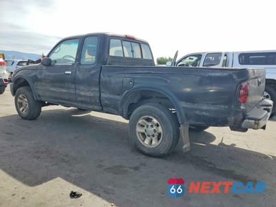 Drugie zdjęcie samochodu z przodu: 2000 TOYOTA TACOMA PRERUNNER V6 VIN:5TESN92N5YZ687317 - miniatura