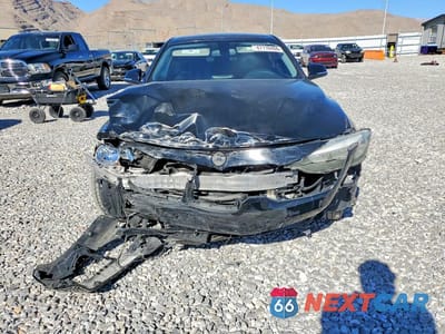 Piąte zdjęcie samochodu w środku: 2016 BMW 320 XI VIN:WBA8E5G53GNT41518 - miniatura