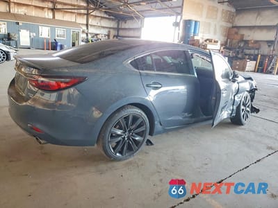 Trzecie zdjęcie samochodu z tyłu: 2021 MAZDA 6 GRAND TOURING RESERVE VIN:JM1GL1WY3M1611746 - miniatura