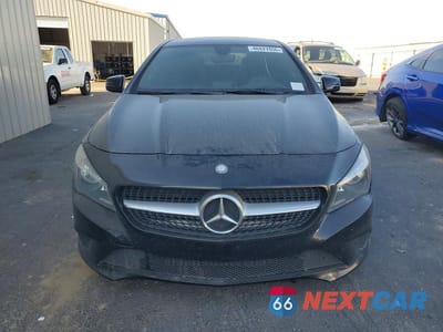 Piąte zdjęcie samochodu w środku: 2014 MERCEDES-BENZ CLA 250 VIN:WDDSJ4EB5EN136695 - miniatura