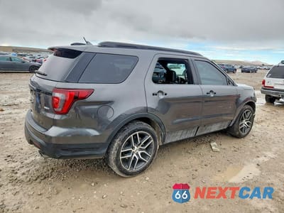 Trzecie zdjęcie samochodu z tyłu: 2018 FORD EXPLORER SPORT VIN:1FM5K8GT9JGC27755 - miniatura