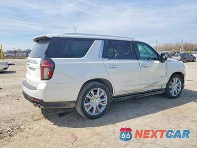 Trzecie zdjęcie samochodu z tyłu: 2024 CHEVROLET TAHOE K1500 HIGH COUNTRY VIN:1GNSKTKL5RR259756 - miniatura