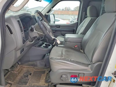 Zdjęcie 7 z 12 samochodu: 2013 NISSAN NV 2500 DELIVERY VAN VIN:1N6BF0KY4DN101395 - miniatura