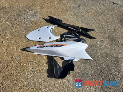 Zdjęcie 9 z 11 samochodu: 2024 KTM 890 ADVENTURE VIN:VBKTS6400RM879542 - miniatura