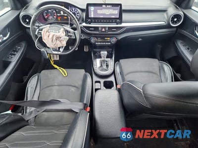 Zdjęcie 8 z 13 samochodu: 2022 KIA FORTE GT-LINE VIN:3KPF54AD5NE479728 - miniatura