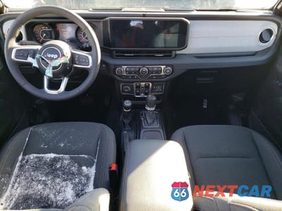 Zdjęcie 8 z 11 samochodu: 2026 JEEP WRANGLER SAHARA VIN:1C4PJXENXTW185751 - miniatura