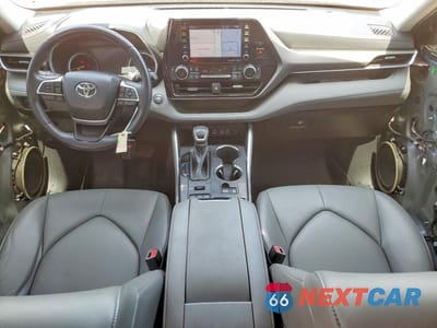 Zdjęcie 8 z 13 samochodu: 2022 TOYOTA HIGHLANDER XLE VIN:5TDHZRBH5NS205107 - miniatura