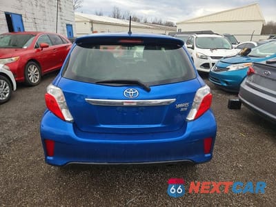 Zdjęcie 13 z 14 samochodu: 2014 TOYOTA YARIS 5-DOOR SE VIN:JTDKTUD31ED585361 - miniatura