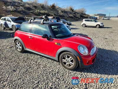 Czwarte zdjęcie samochodu z boku: 2013 MINI COOPER VIN:WMWSU3C52DT373547 - miniatura