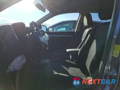 Zdjęcie 7 z 13 samochodu: 2016 MITSUBISHI OUTLANDER SE VIN:JA4AZ3A34GZ021194 - miniatura