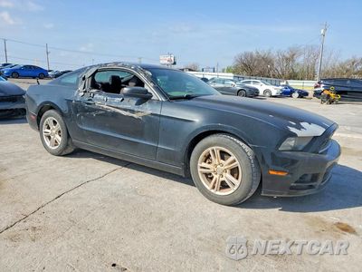Czwarte zdjęcie samochodu z boku: 2013 FORD MUSTANG VIN:1ZVBP8AM7D5261247 - miniatura