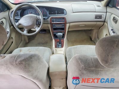 Zdjęcie 8 z 13 samochodu: 2001 NISSAN ALTIMA XE VIN:1N4DL01D11C202586 - miniatura