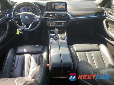 Zdjęcie 8 z 12 samochodu: 2019 BMW 530 I VIN:WBAJA5C5XKWW07896 - miniatura