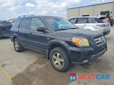 Czwarte zdjęcie samochodu z boku: 2008 HONDA PILOT EXL VIN:5FNYF18678B044364 - miniatura