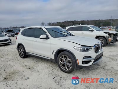 Czwarte zdjęcie samochodu z boku: 2021 BMW X3 SDRIVE30I VIN:5UXTY3C04M9G04169 - miniatura