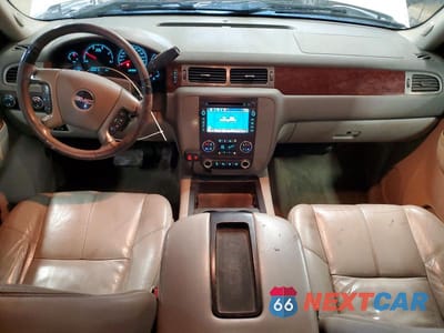 Zdjęcie 8 z 11 samochodu: 2011 GMC SIERRA K2500 SLT VIN:1GT121E86BF164954 - miniatura