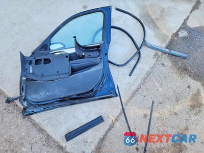 Zdjęcie 12 z 12 samochodu: 2015 BMW X1 XDRIVE28I VIN:WBAVL1C55FVY34784 - miniatura