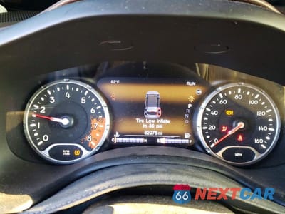 Zdjęcie 9 z 13 samochodu: 2016 JEEP RENEGADE LIMITED VIN:ZACCJBDT8GPC60547 - miniatura