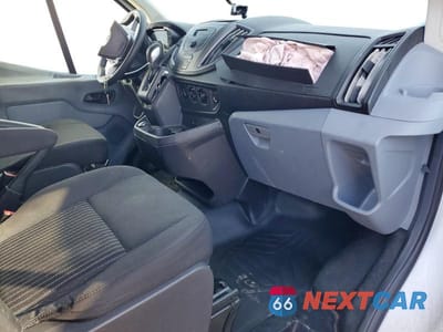 Zdjęcie 8 z 13 samochodu: 2019 FORD TRANSIT T-250 VIN:1FTYR1ZM9KKB21816 - miniatura