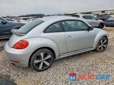 Trzecie zdjęcie samochodu z tyłu: 2012 VOLKSWAGEN BEETLE TURBO VIN:3VWVA7AT6CM618443 - miniatura