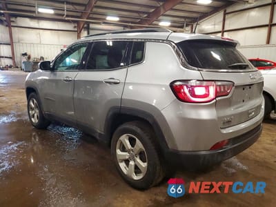 Drugie zdjęcie samochodu z przodu: 2019 JEEP COMPASS LATITUDE VIN:3C4NJDBB4KT593215 - miniatura