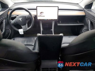 Zdjęcie 8 z 11 samochodu: 2018 TESLA MODEL 3 VIN:5YJ3E1EB1JF104465 - miniatura
