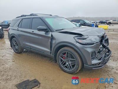 Czwarte zdjęcie samochodu z boku: 2025 FORD EXPLORER ST VIN:1FMWK8GCXSGB87661 - miniatura
