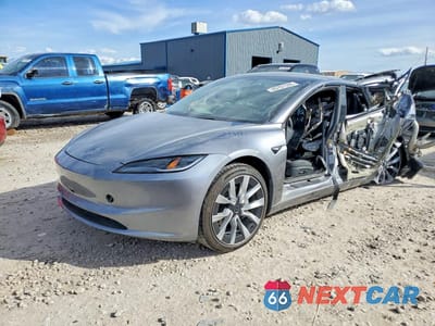 2025 TESLA MODEL 3 5YJ3E1EBXSF016502 - główne zdjęcie licytacji z USA - miniatura