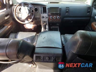 Zdjęcie 8 z 11 samochodu: 2011 TOYOTA TUNDRA LIMITED VIN:5TFHW5F10BX199995 - miniatura