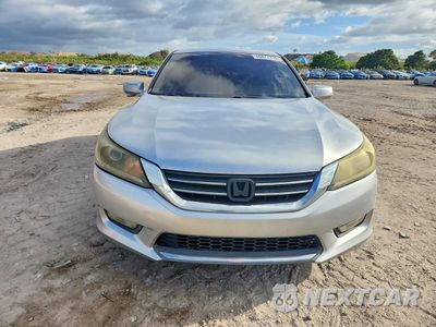 Piąte zdjęcie samochodu w środku: 2013 HONDA ACCORD EX VIN:1HGCR2F70DA108543 - miniatura