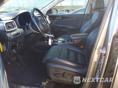 Zdjęcie 7 z 12 samochodu: 2016 KIA SORENTO EX V6 VIN:5XYPHDA54GG073059 - miniatura