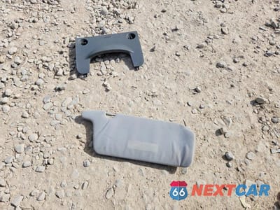 Zdjęcie 12 z 12 samochodu: 2003 HONDA CIVIC LX VIN:2HGES15563H511224 - miniatura