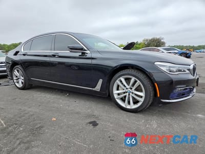 Czwarte zdjęcie samochodu z boku: 2016 BMW 750 XI VIN:WBA7F2C5XGG420282 - miniatura