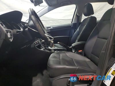 Zdjęcie 7 z 13 samochodu: 2019 VOLKSWAGEN GOLF S VIN:3VWG57AU7KM030443 - miniatura