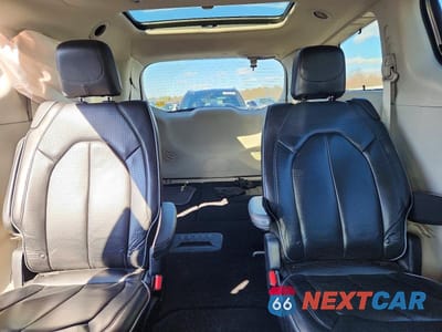 Zdjęcie 10 z 13 samochodu: 2018 CHRYSLER PACIFICA LIMITED VIN:2C4RC1GG8JR314624 - miniatura