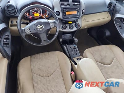 Zdjęcie 8 z 12 samochodu: 2012 TOYOTA RAV4 BASE VIN:2T3ZF4DV8CW126898 - miniatura
