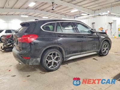 Trzecie zdjęcie samochodu z tyłu: 2018 BMW X1 XDRIVE28I VIN:WBXHT3C32J5K31944 - miniatura