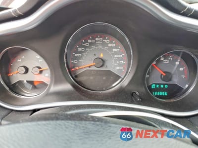 Zdjęcie 9 z 12 samochodu: 2012 DODGE AVENGER SE VIN:1C3CDZAB9CN214938 - miniatura