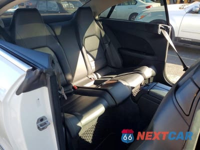 Zdjęcie 10 z 11 samochodu: 2013 MERCEDES-BENZ E 350 VIN:WDDKJ5KB2DF214496 - miniatura