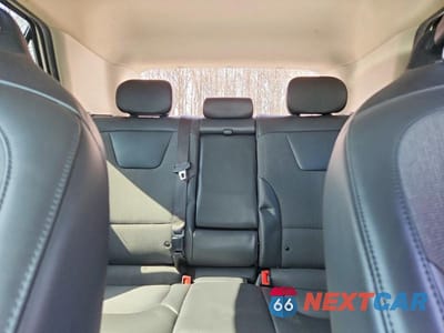 Zdjęcie 10 z 12 samochodu: 2023 KIA NIRO EV WIND VIN:KNDCR3L16P5053338 - miniatura