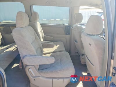 Zdjęcie 11 z 12 samochodu: 2002 HONDA ODYSSEY EX VIN:5FNRL18602B021819 - miniatura