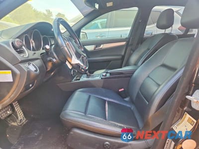 Zdjęcie 9 z 13 samochodu: 2013 MERCEDES-BENZ C 300 4MATIC VIN:WDDGF8AB8DR285856 - miniatura