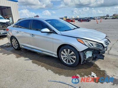 Czwarte zdjęcie samochodu z boku: 2015 HYUNDAI SONATA SPORT VIN:5NPE34AF5FH072413 - miniatura