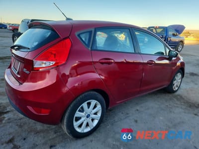 Trzecie zdjęcie samochodu z tyłu: 2013 FORD FIESTA VIN:3FADP4EJ1DM205390 - miniatura