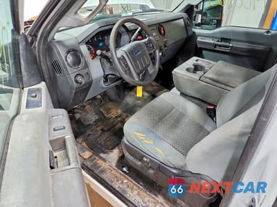 Zdjęcie 8 z 11 samochodu: 2013 FORD F350 SUPER DUTY VIN:1FT7X3B68DEB35345 - miniatura