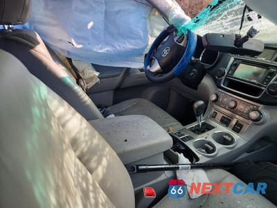 Zdjęcie 7 z 12 samochodu: 2013 TOYOTA HIGHLANDER SE VIN:5TDBK3EH4DS266563 - miniatura