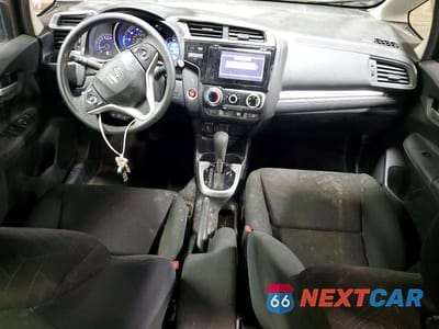 Zdjęcie 8 z 11 samochodu: 2017 HONDA FIT EX VIN:JHMGK5H77HS010742 - miniatura