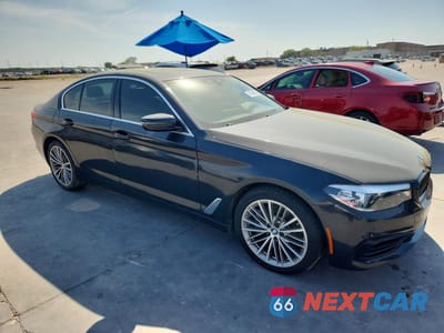 Czwarte zdjęcie samochodu z boku: 2020 BMW 530 I VIN:WBAJR3C0XLCE49535 - miniatura
