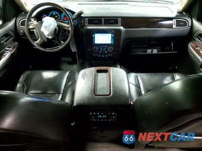 Zdjęcie 8 z 13 samochodu: 2009 GMC YUKON DENALI VIN:1GKFK032X9R279438 - miniatura