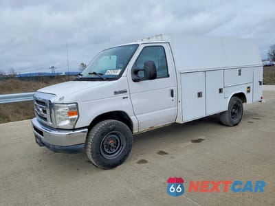 2014 FORD E350 UTILITY / SERVICE TRUCK 1FDWE3FLXEDA82846 - główne zdjęcie licytacji z USA - miniatura